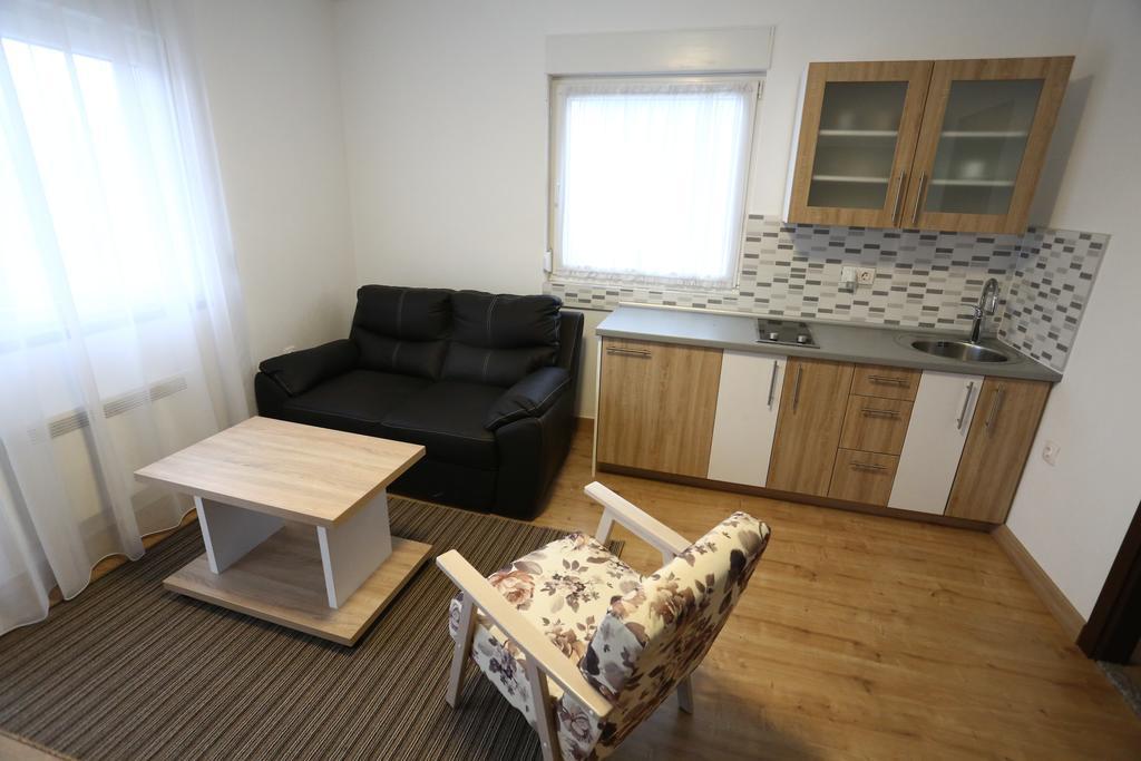 Apartments Kolonija SJJ Habitación foto